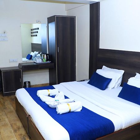 ת'יין Hotel Alka Residency מראה חיצוני תמונה
