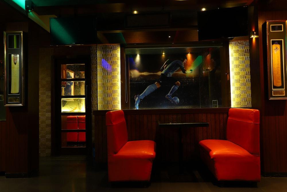 ת'יין Hotel Alka Residency מראה חיצוני תמונה