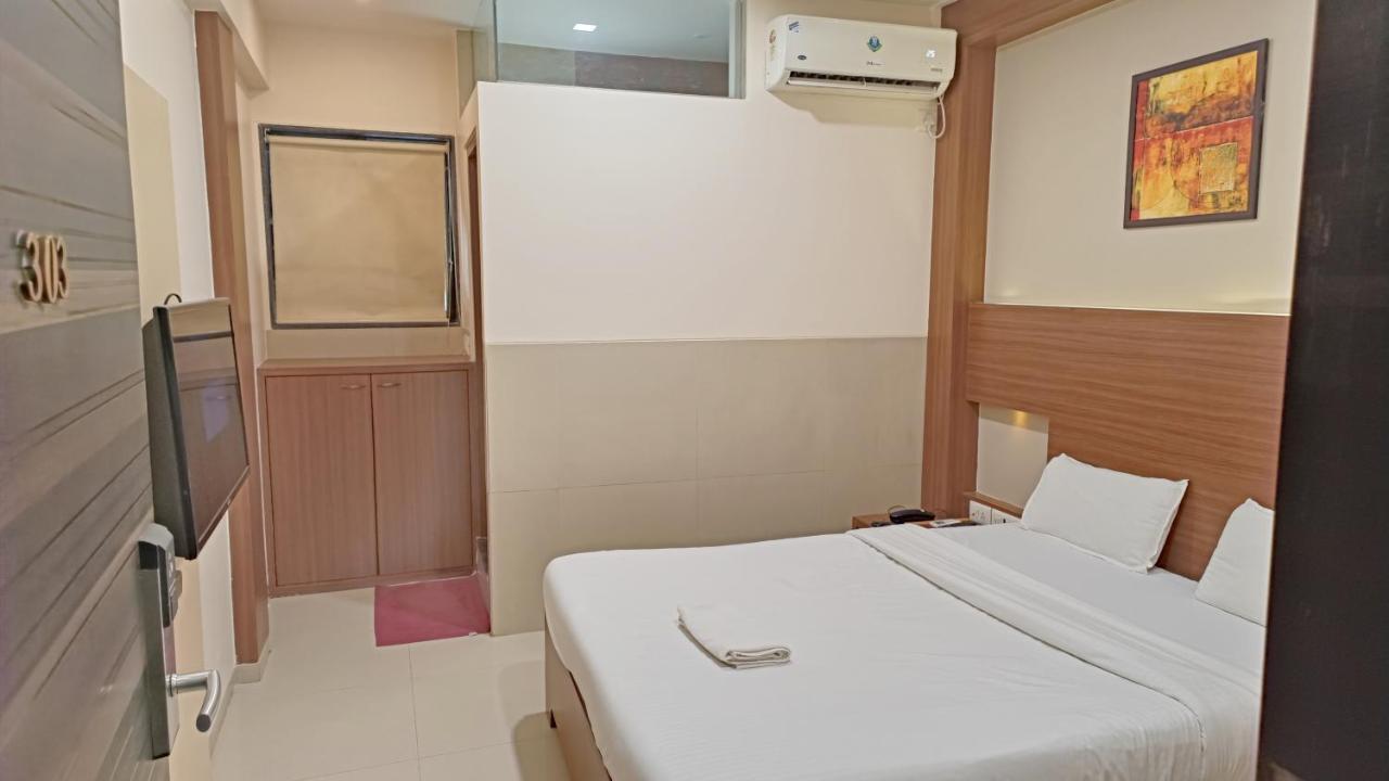 ת'יין Hotel Alka Residency מראה חיצוני תמונה