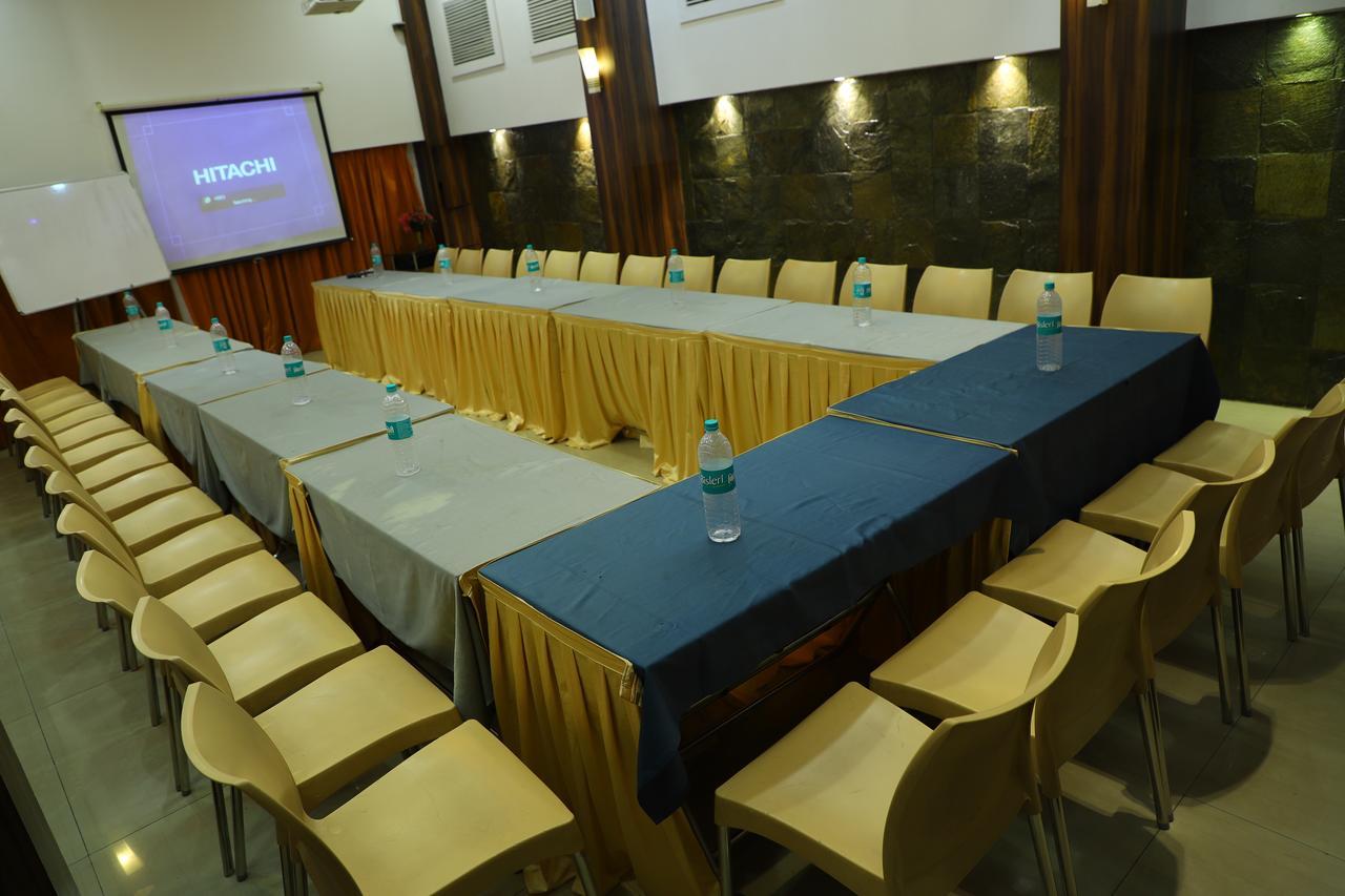 ת'יין Hotel Alka Residency מראה חיצוני תמונה